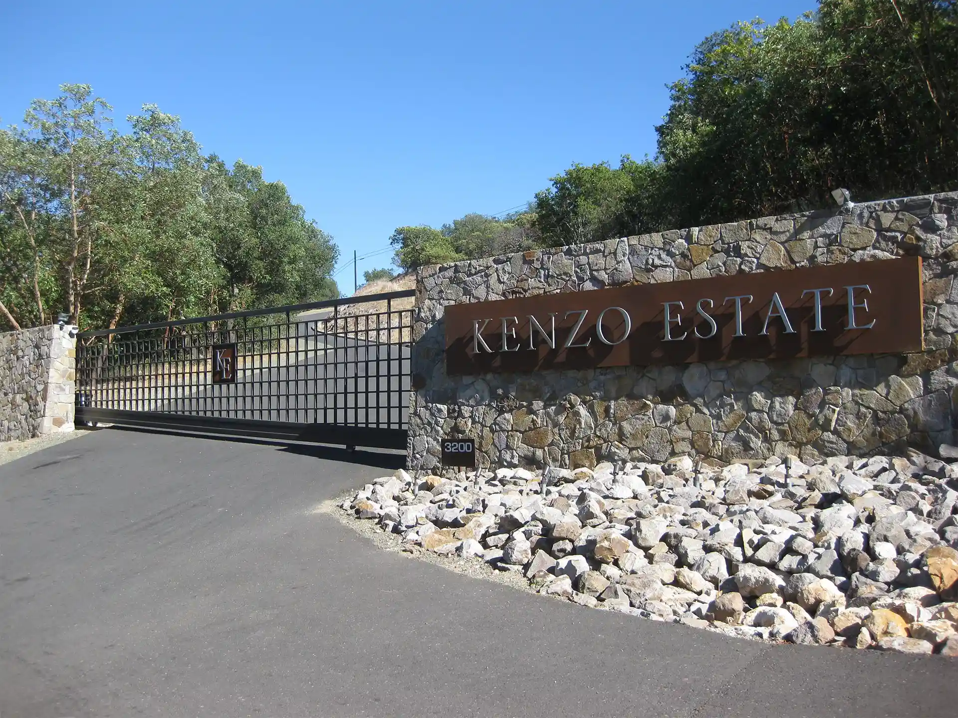 KENZO ESTATE | PROJECTS | Design and Management Inc.